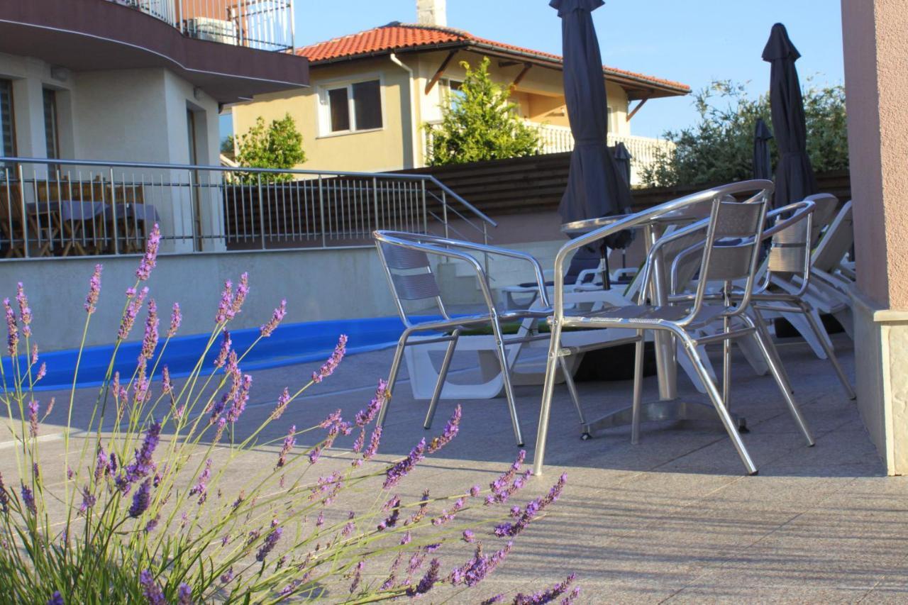 לוזנטס Sea & Hill Guest Houses Хотелски Тип מראה חיצוני תמונה