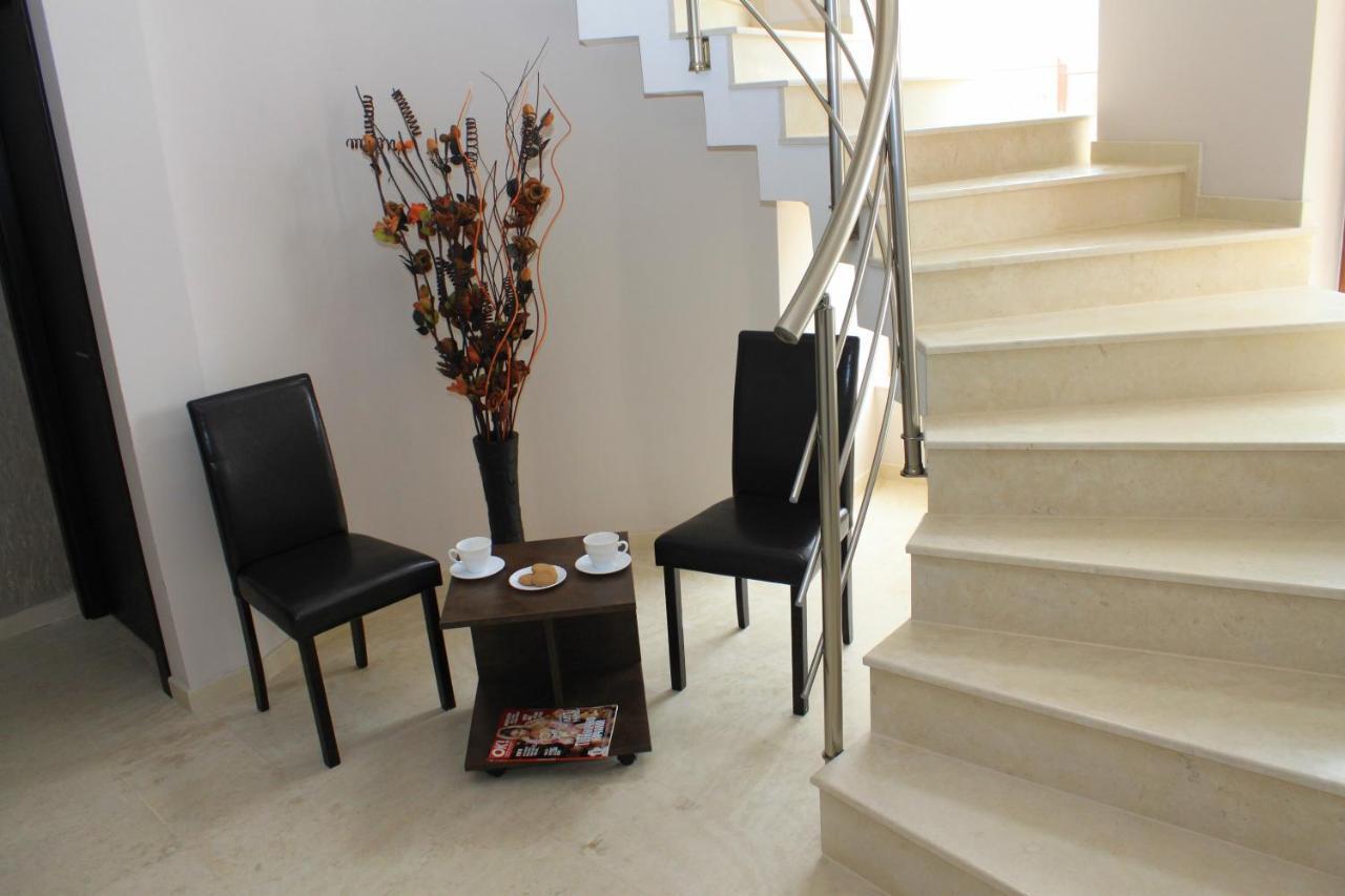 לוזנטס Sea & Hill Guest Houses Хотелски Тип מראה חיצוני תמונה